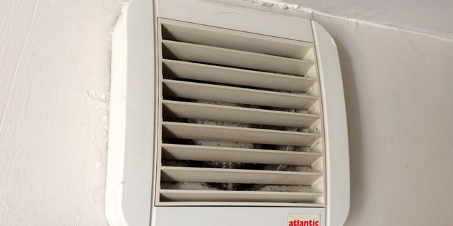 5 solutions simples contre l'humidité dans la maison